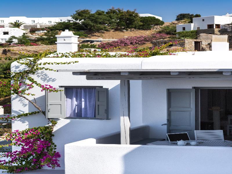 Aparthotel Bay Bees Sea View & Homes 3*